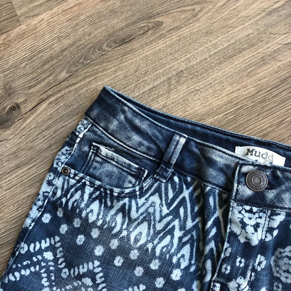 New Tie Dye Shorts - Picture 3 of 5